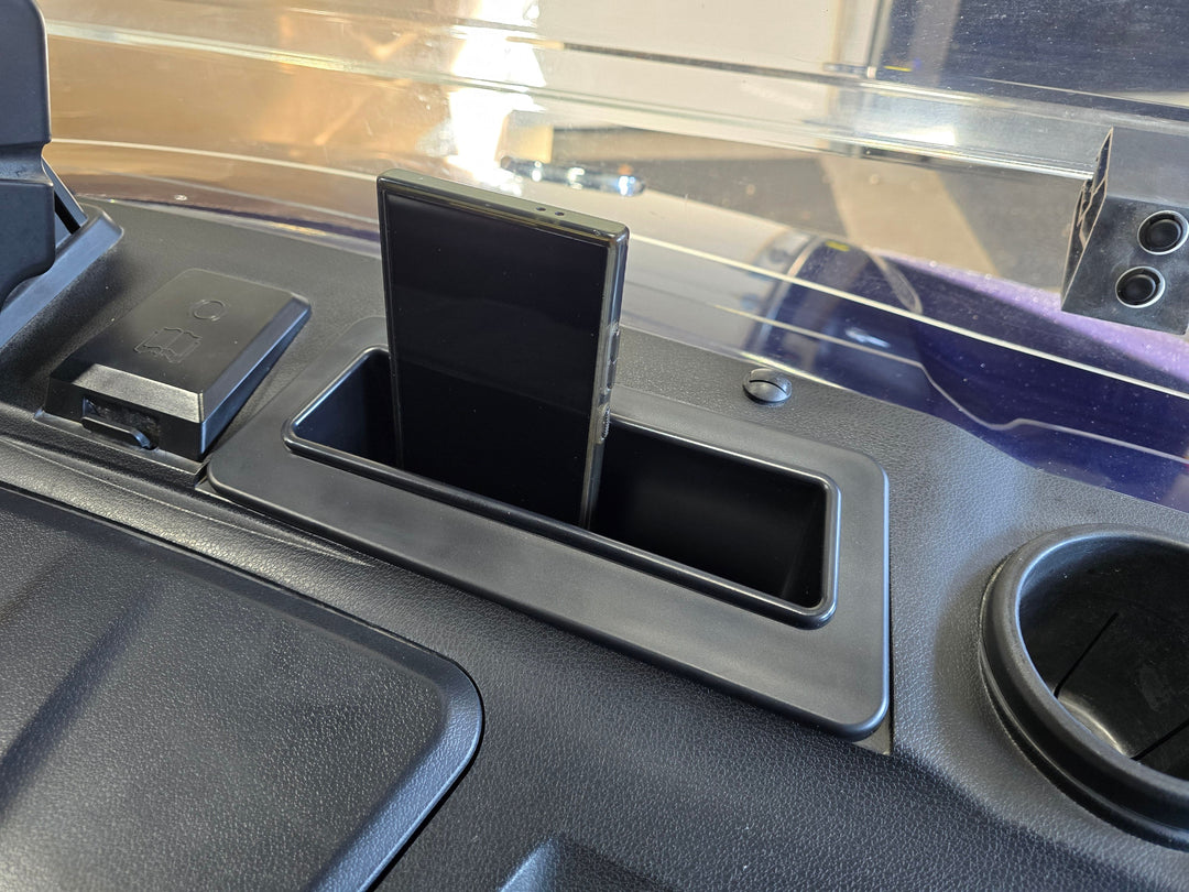 Evolution D5 Phone Pocket